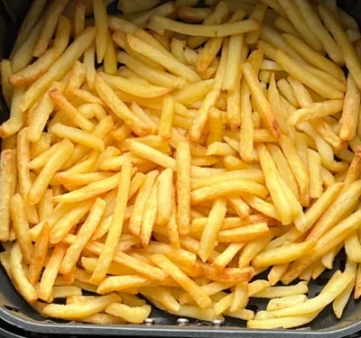 Frozen-French-Fries-In-The-Air-Fryer-500×375